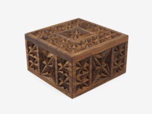 10 x 10 cm Walnut Wood Gift Box