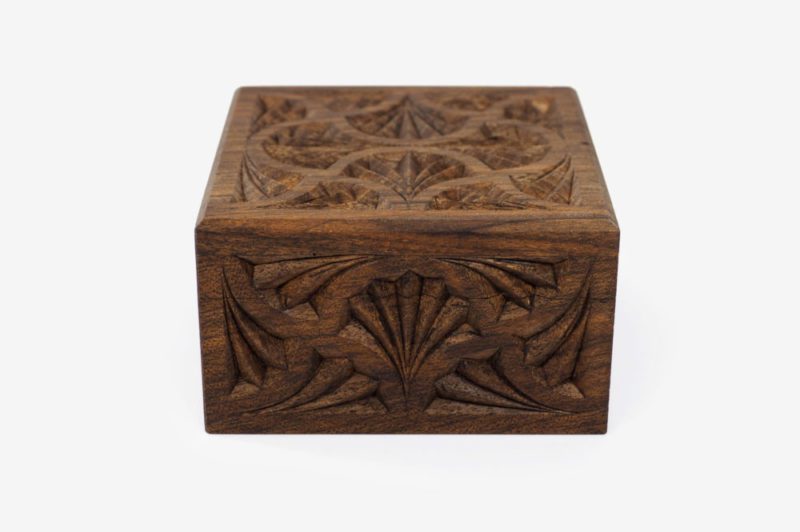10 x 10 cm Walnut Wood Gift Box - Image 5