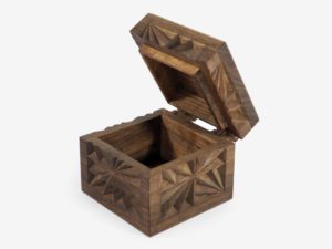 7 x 7 cm Walnut Wood Gift Box