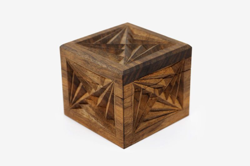 7 x 7 cm Walnut Wood Gift Box
