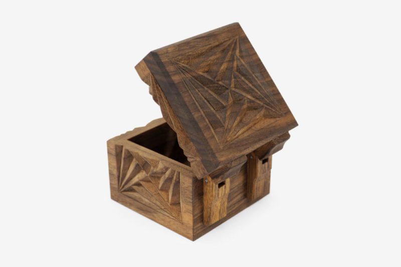 7 x 7 cm Walnut Wood Gift Box - Image 5