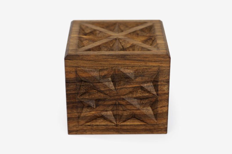 7 x 7 cm Walnut Wood Gift Box - Image 2