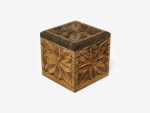 5 x 5 cm Walnut Wood Gift Box