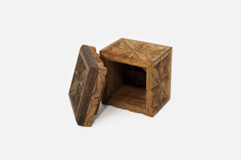 5 x 5 cm Walnut Wood Gift Box - Image 5