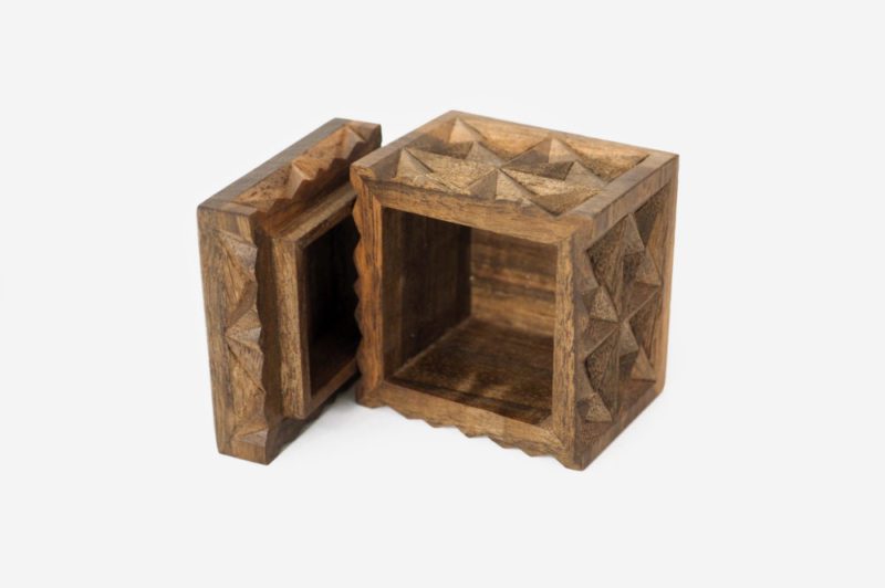 5 x 5 cm Walnut Wood Gift Box - Image 5