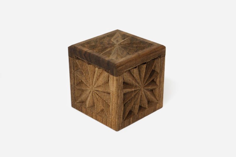 5 x 5 cm Walnut Wood Gift Box