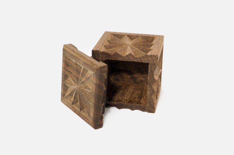 5 x 5 cm Walnut Wood Gift Box - Image 5