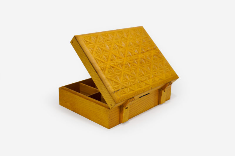 Mulberry Wood Eight Sections Tea Box - Image 6