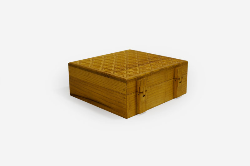 Mulberry Wood Six Sections Tea Box - Image 3